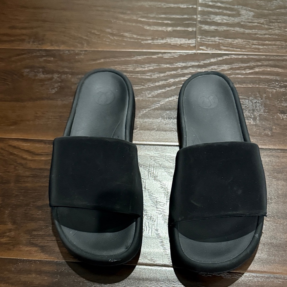 Lululemon Slide Sandals